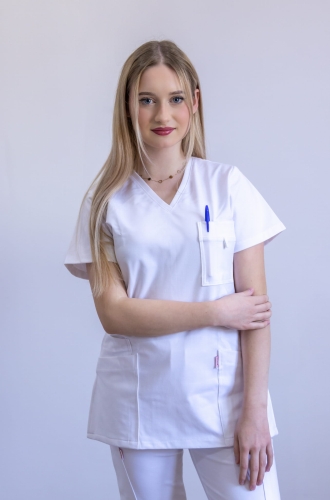 Games damska bluza medyczna scrubs Iga, sportowy styl, kobiecy krój, krótki rękaw, wkładana przez głowę